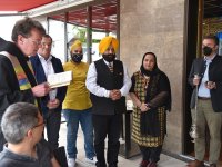 210528 Pfaffenhofen Eröffnung Mr. Singh Foto © Alfred Raths   (12)