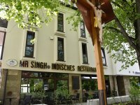 210528 Pfaffenhofen Eröffnung Mr. Singh Foto © Alfred Raths   (3)