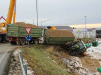 20171211_Traktorunfall_Lanquaid_03