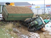 20171211_Traktorunfall_Lanquaid_04