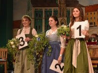 240812 Wolnzach Hopfenkoniginnen wahl Foto Alfred Rtahs  (06)1