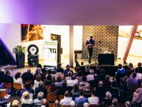 251115_AS_Lesenacht im Autohaus_52