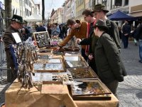 JS_ Antiktmarkt in der Innenstadt 0109